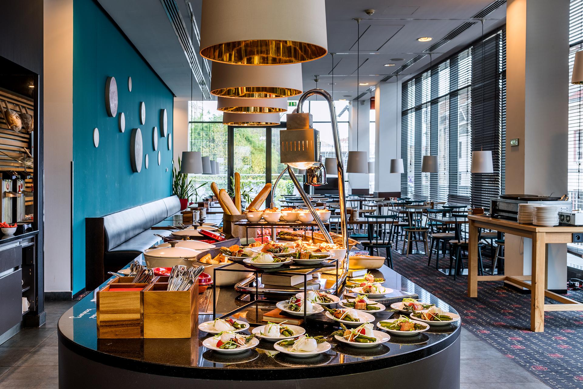 Vienna House Easy By Wyndham Pilsen Hotel Ngoại thất bức ảnh