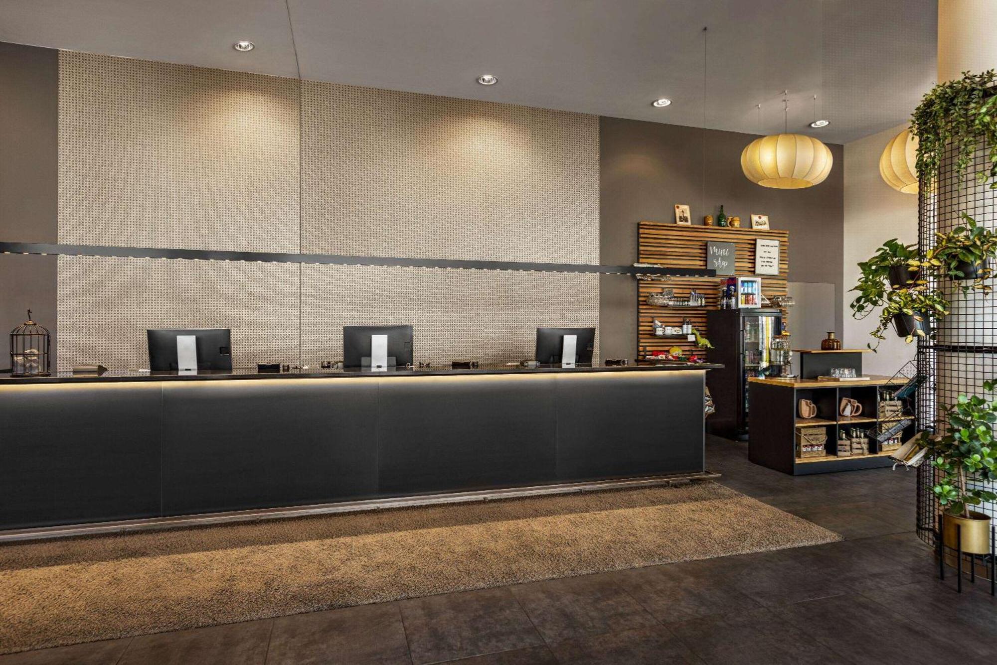 Vienna House Easy By Wyndham Pilsen Hotel Ngoại thất bức ảnh