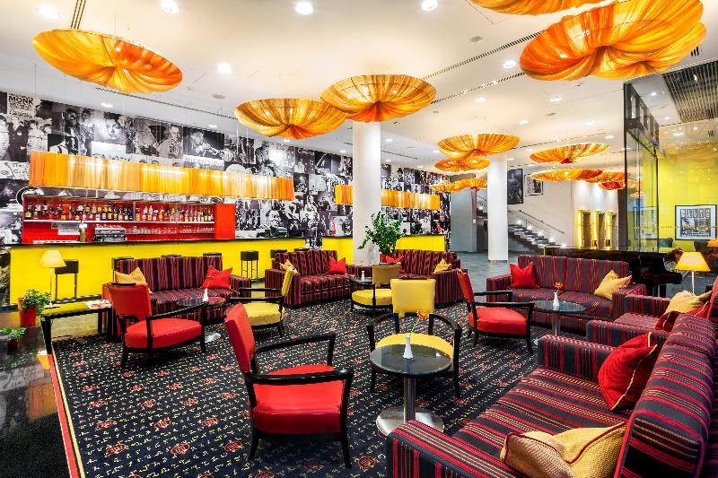 Vienna House Easy By Wyndham Pilsen Hotel Ngoại thất bức ảnh